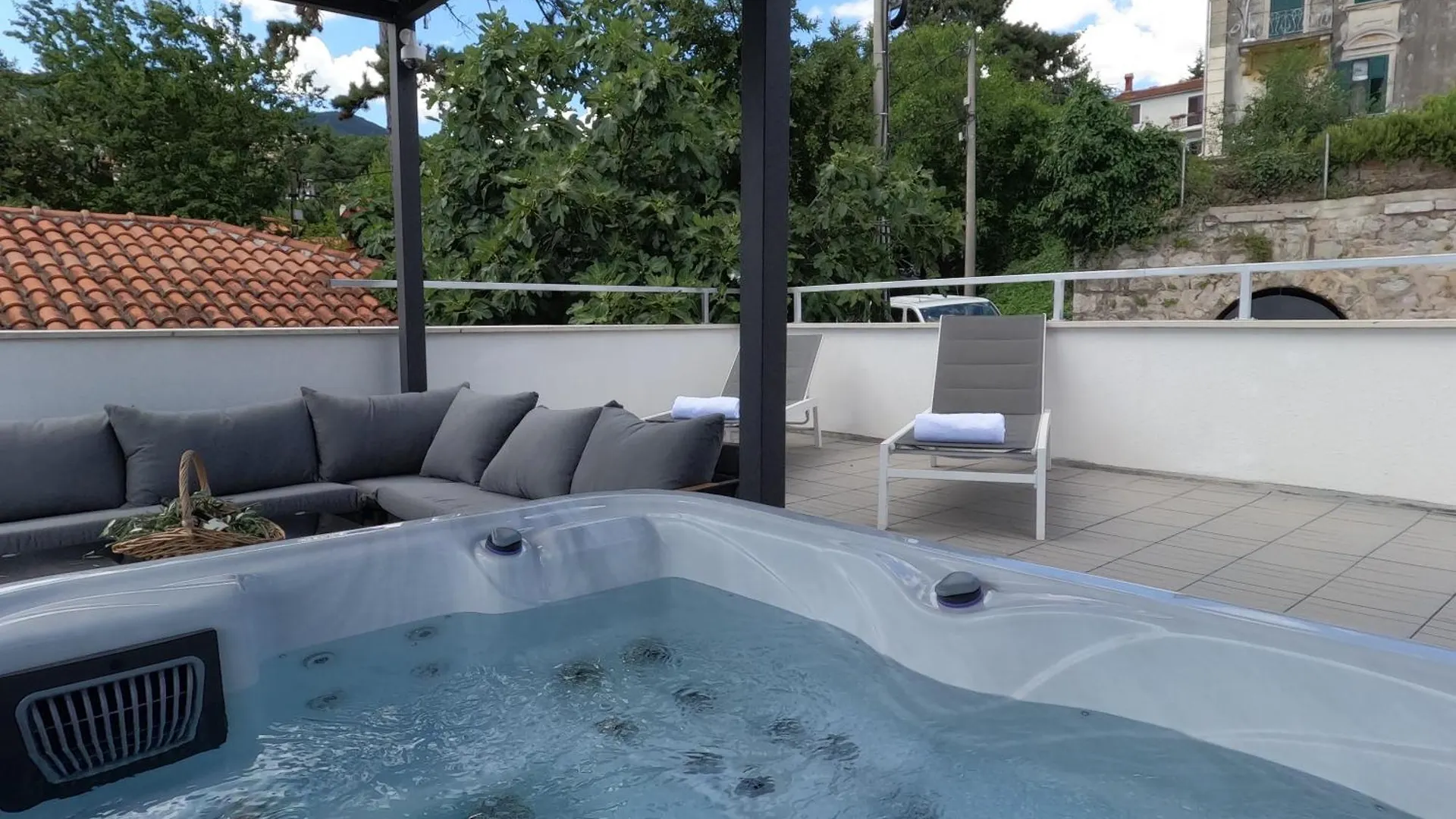 Villa Allegra Opatija 0*,  Croatia